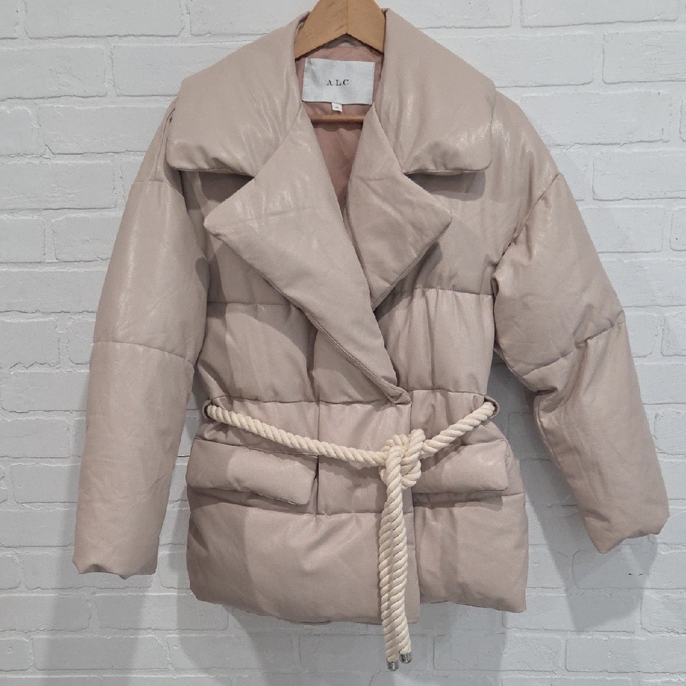 A.L.C. Liam Faux Leather Puffer Coat In Cream Fog